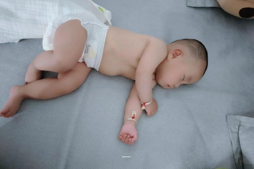 黔南宝宝高烧怎么处理